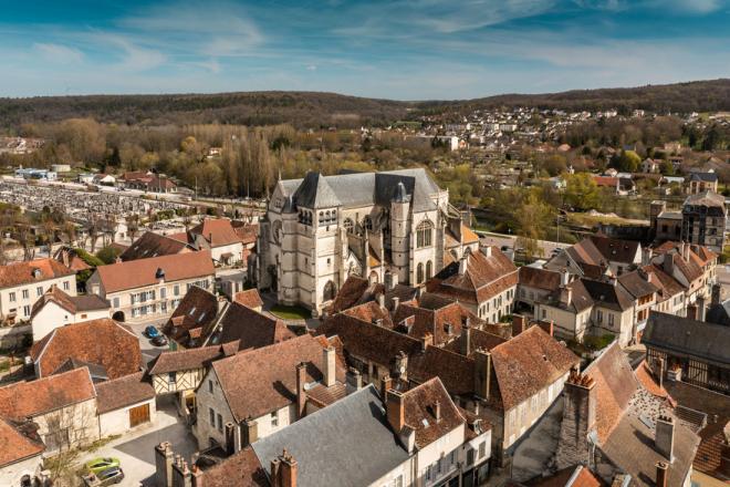 Bar sur seine : Une Ville où il Fait Bon Vivre à Seulement 25 Minutes de Troyes