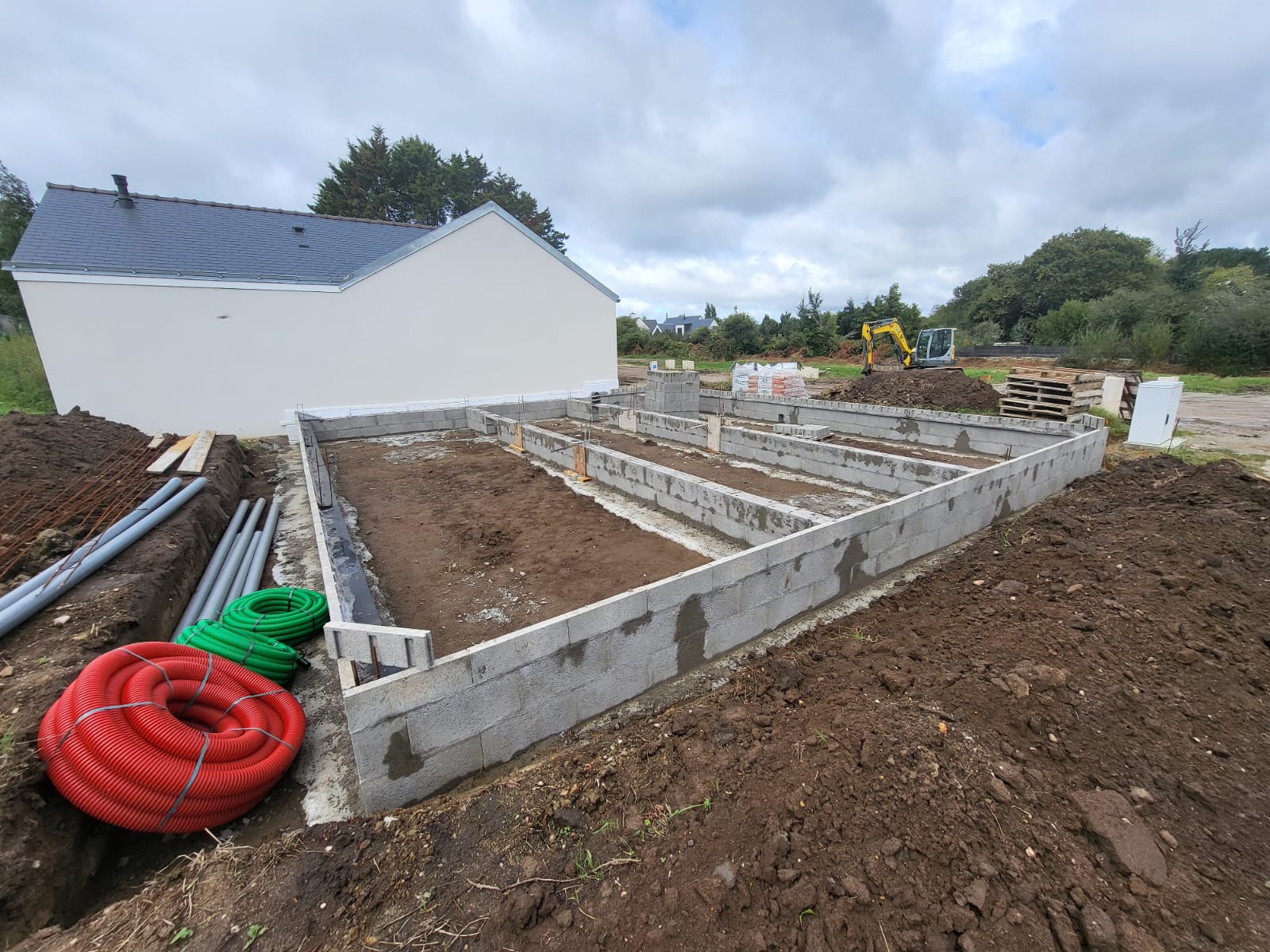 UNE NOUVELLE MAISON SUR ETEL